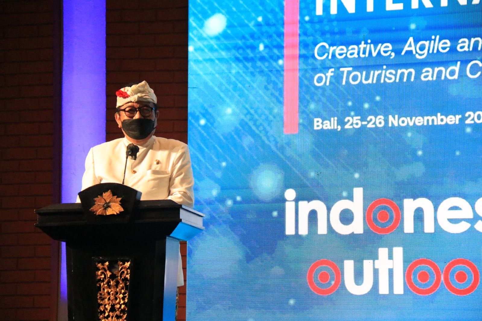 podiumnews.com-Cok Ace Perkenalkan Konsep Ekonomi Kerthi Bali di Forum ITO 2022